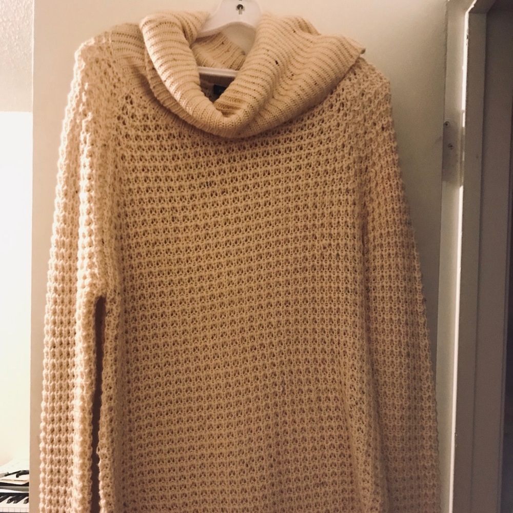 Cute sweater dress. Barely worn. XL but fits any.
